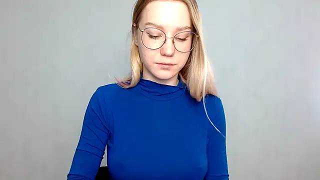 cindi hot online show from 02-19-25, 10:34