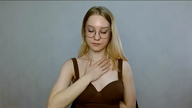 cindi hot online show from 02-26-25, 07:42