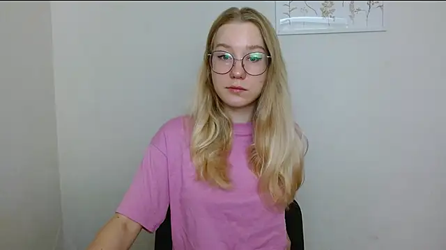 cindi hot online show from 09-16-25, 08:59