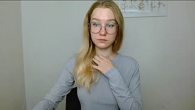 cindi hot online show from 09-25-25, 10:30