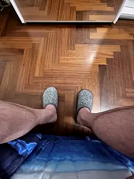 1ninefellababy online show from 12-21-25, 04:58