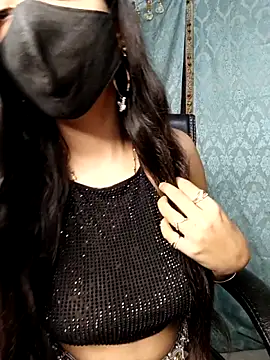 Parinaaz18 online show from 12-18-25, 02:17