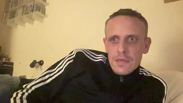 mrphatcat01 online show from 02-21-25, 10:37