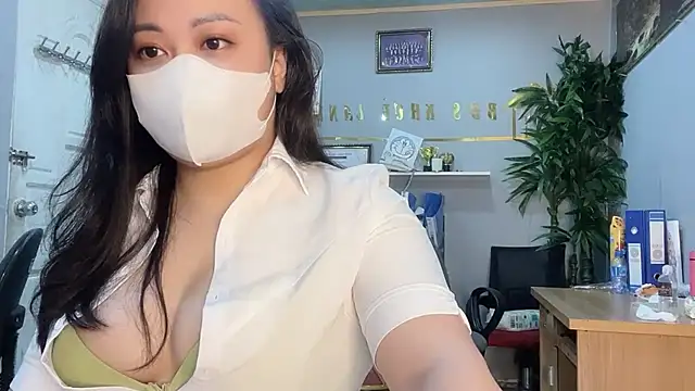 Bamboo Swetie online show from 12-02-24, 02:08