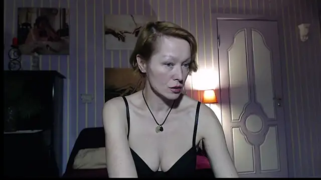 Snapshot of Marquise555 chatting on 01-06-26, 05:27 Marquise555 online show from 01-06-26, 05:27