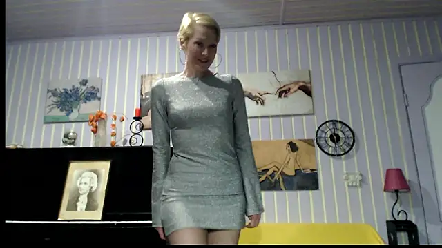 Snapshot of Marquise555 chatting on 02-05-26, 03:05 Marquise555 online show from 02-05-26, 03:05