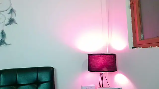 jessi lovers online show from 03-04-25, 01:38