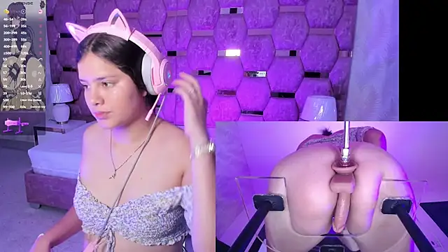 Trianna   online show from 11-15-25, 01:40