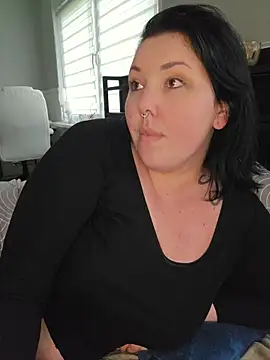 -BonnieBlack- online show from 05-07-26, 06:52