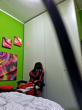 Snapshot of MASTERMONEY chatting on 12-13-24, 06:49 MASTERMONEY online show from 12-13-24, 06:49