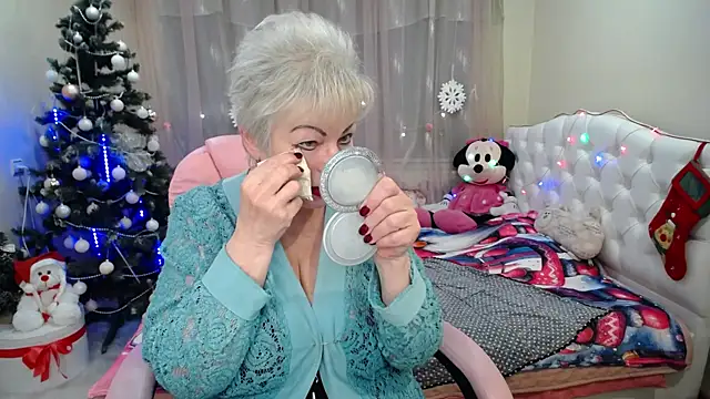 KayleSmoll online show from 01-15-25, 04:15