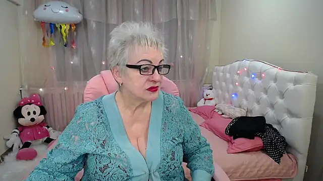 KayleSmoll online show from 01-22-25, 07:13