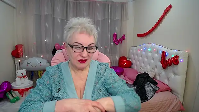 KayleSmoll online show from 02-12-25, 07:35