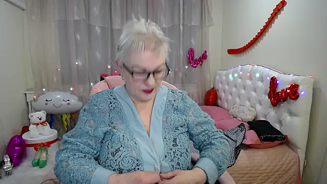 KayleSmoll online show from 02-22-25, 07:14