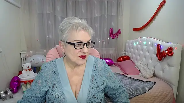 KayleSmoll online show from 03-04-25, 10:38