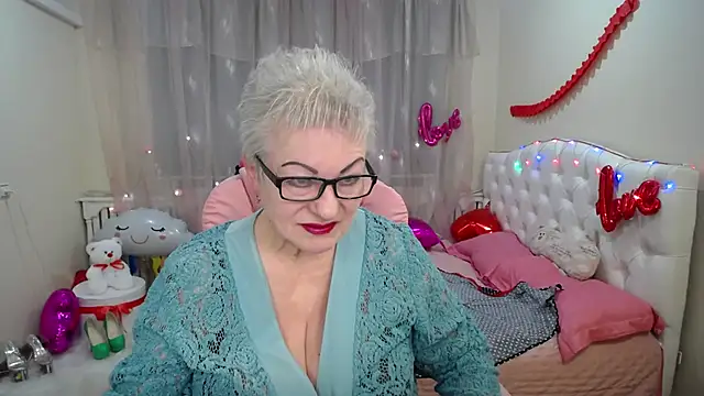 KayleSmoll online show from 03-07-25, 07:38