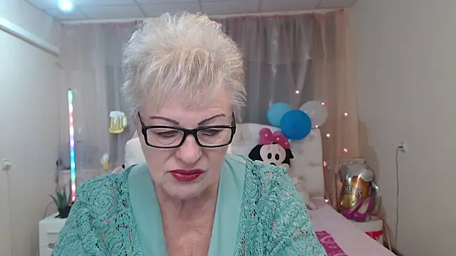 KayleSmoll online show from 09-27-25, 06:24