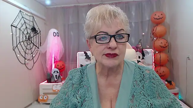 KayleSmoll online show from 10-11-25, 06:28