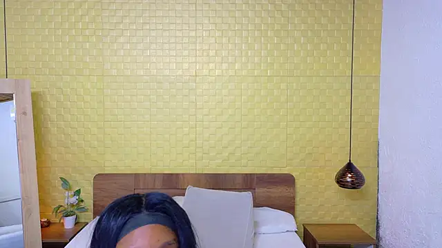 Shamiraa moore online show from 02-05-26, 06:56