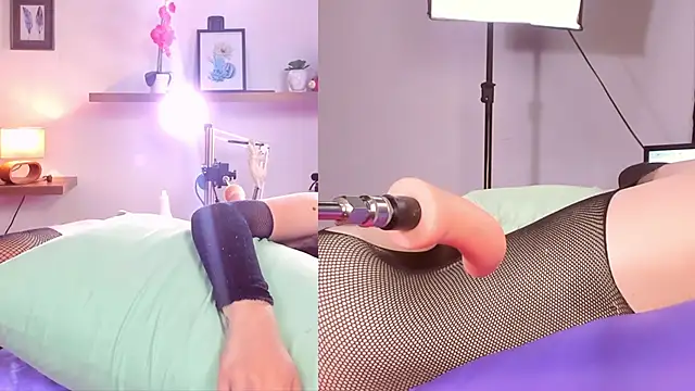 Snapshot of Emma__Erotic chatting on 01-02-25, 08:35 Emma Erotic online show from 01-02-25, 08:35