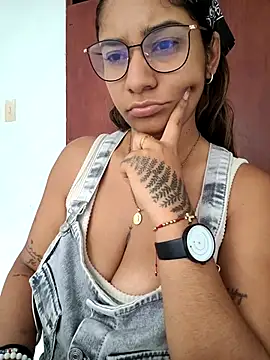 Sofythom1 online show from 02-01-26, 06:06