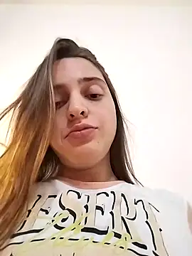 Snapshot of KateDer7 chatting on 03-01-25, 10:45 KateDer7 online show from 03-01-25, 10:45