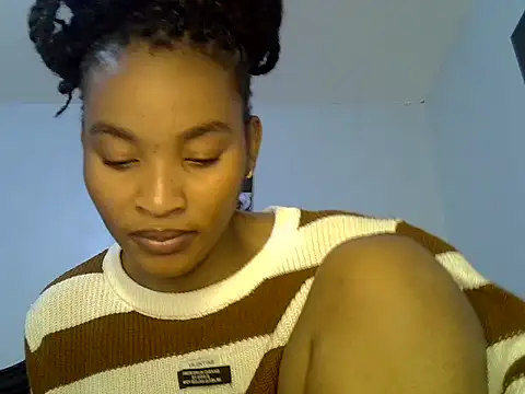 cute-alexis online show from 06-16-26, 08:33