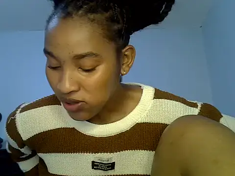 cute-alexis online show from 06-23-26, 09:51