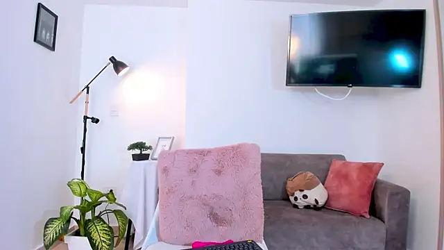 Hannaos online show from 01-08-25, 02:14