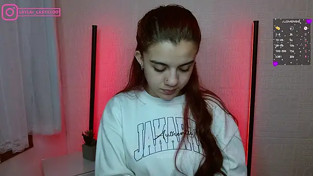 Snapshot of Layla_castilloo chatting on 01-12-25, 01:05 Layla castilloo online show from 01-12-25, 01:05