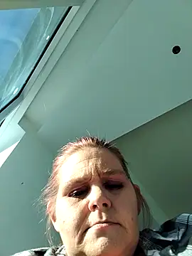 Snapshot of urgoodtime chatting on 11-13-25, 04:06 urgoodtime online show from 11-13-25, 04:06