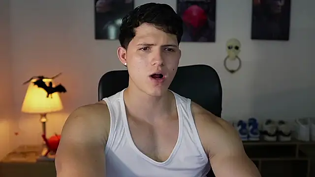 Hazzan Velez online show from 10-17-25, 11:07