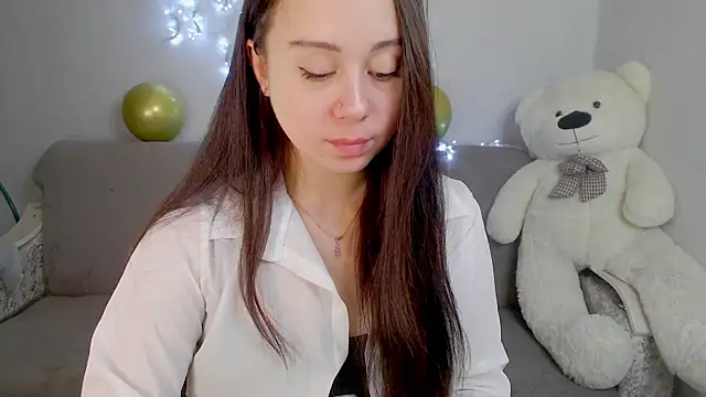 AlinaWett online show from 09-15-25, 02:00