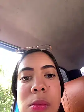 Snapshot of NAUGHTY_LITTLE_18 chatting on 02-21-26, 04:08 NAUGHTY LITTLE 18 online show from 02-21-26, 04:08