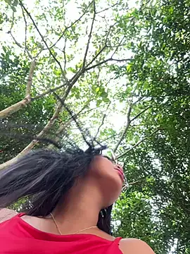 Snapshot of NAUGHTY_LITTLE_18 chatting on 02-25-26, 09:13 NAUGHTY LITTLE 18 online show from 02-25-26, 09:13