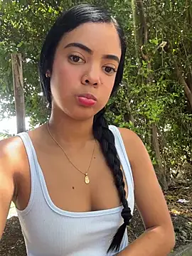 Snapshot of NAUGHTY_LITTLE_18 chatting on 03-25-26, 04:35 NAUGHTY LITTLE 18 online show from 03-25-26, 04:35