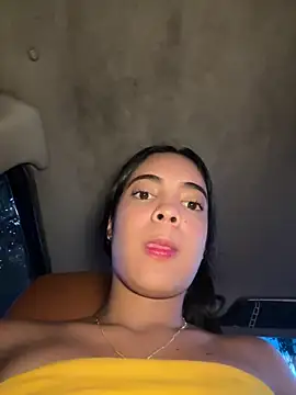 Snapshot of NAUGHTY_LITTLE_18 chatting on 03-26-26, 10:15 NAUGHTY LITTLE 18 online show from 03-26-26, 10:15