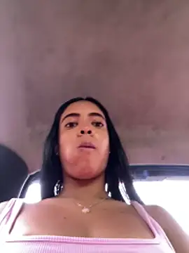 Snapshot of NAUGHTY_LITTLE_18 chatting on 03-27-26, 03:23 NAUGHTY LITTLE 18 online show from 03-27-26, 03:23