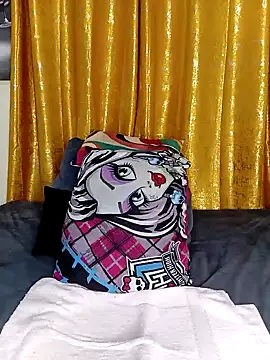 Snapshot of Cherriikenzie chatting on 02-03-25, 06:39 Cherriikenzie online show from 02-03-25, 06:39