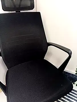 Snapshot of Cherriikenzie chatting on 03-10-25, 06:49 Cherriikenzie online show from 03-10-25, 06:49