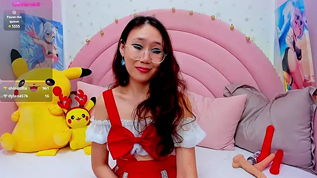 Nao  Chan  online show from 12-27-24, 05:31