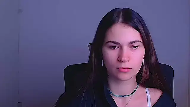 Snapshot of Loon_Amore chatting on 12-10-24, 07:11 Loon Amore online show from 12-10-24, 07:11