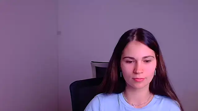 Snapshot of Loon_Amore chatting on 01-07-25, 07:38 Loon Amore online show from 01-07-25, 07:38