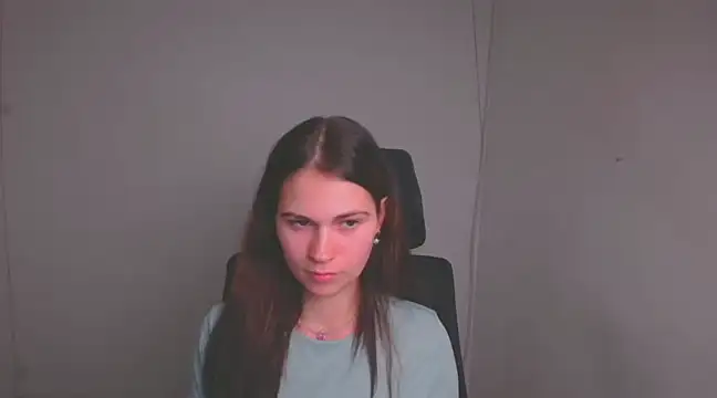 Snapshot of Loon_Amore chatting on 01-28-25, 10:56 Loon Amore online show from 01-28-25, 10:56