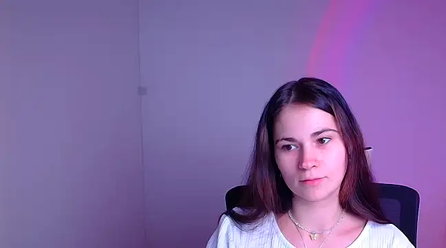 Snapshot of Loon_Amore chatting on 02-02-25, 07:57 Loon Amore online show from 02-02-25, 07:57