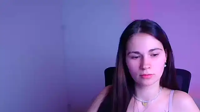 Snapshot of Loon_Amore chatting on 02-05-25, 11:17 Loon Amore online show from 02-05-25, 11:17