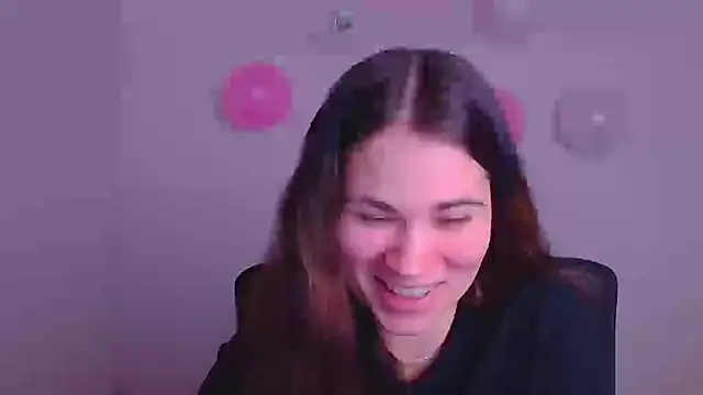 Snapshot of Loon_Amore chatting on 02-12-25, 07:45 Loon Amore online show from 02-12-25, 07:45