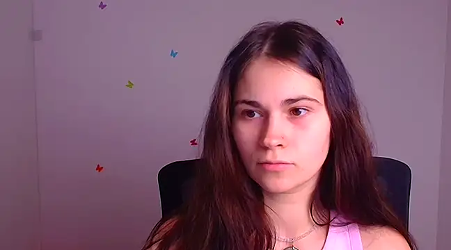 Snapshot of Loon_Amore chatting on 02-21-25, 07:32 Loon Amore online show from 02-21-25, 07:32