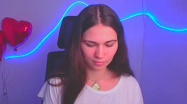 Snapshot of Loon_Amore chatting on 02-23-25, 07:38 Loon Amore online show from 02-23-25, 07:38