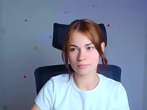 Snapshot of Loon_Amore chatting on 09-09-25, 05:07 Loon Amore online show from 09-09-25, 05:07